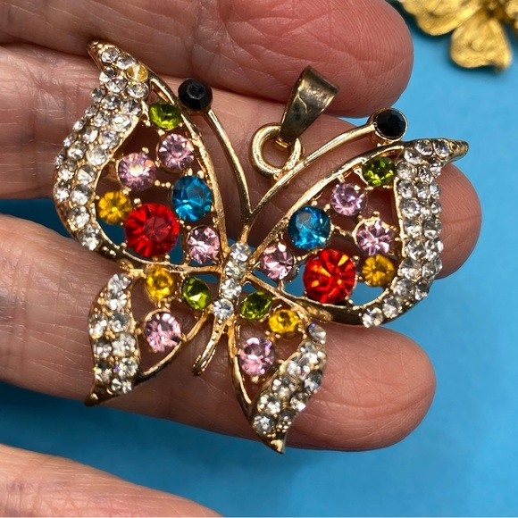 Butterfly Pendants Christian Cross Sparkling Rhinestones Lot of 3 - Picture 3 of 8